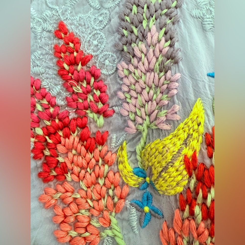 HPπJohnny Was Top with embroidered flowers - Picture 6 of 16